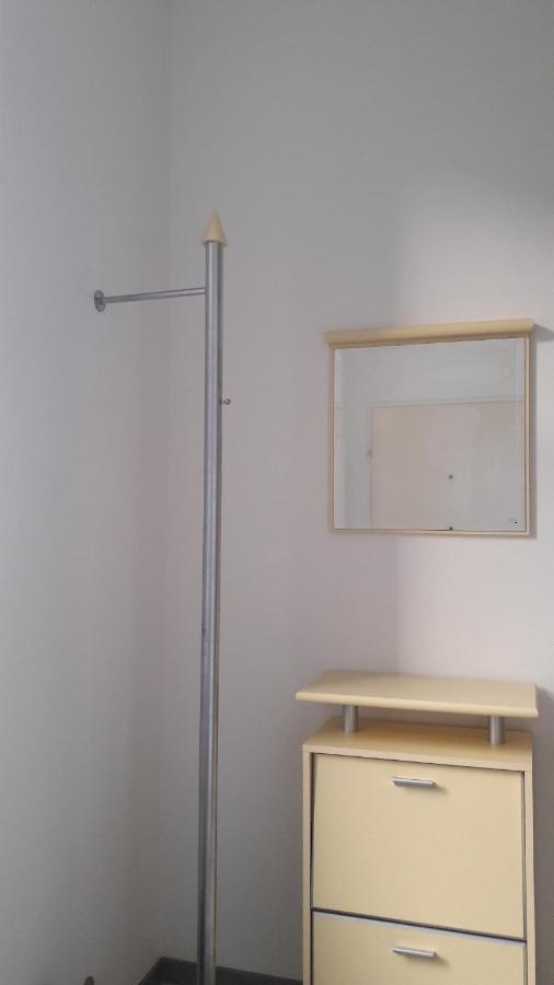 Nette Altbauwohnung Nur 10 Min Von Der Appartement Wenen