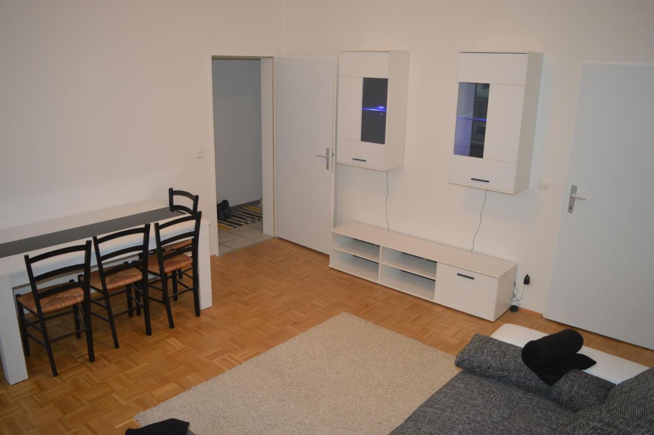 Nette Altbauwohnung Nur 10 Min Von Der Wenen